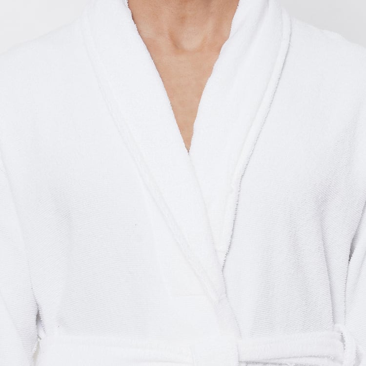 Spaces Medium Size Cloudz White Solid Medium Cotton Bathrobe