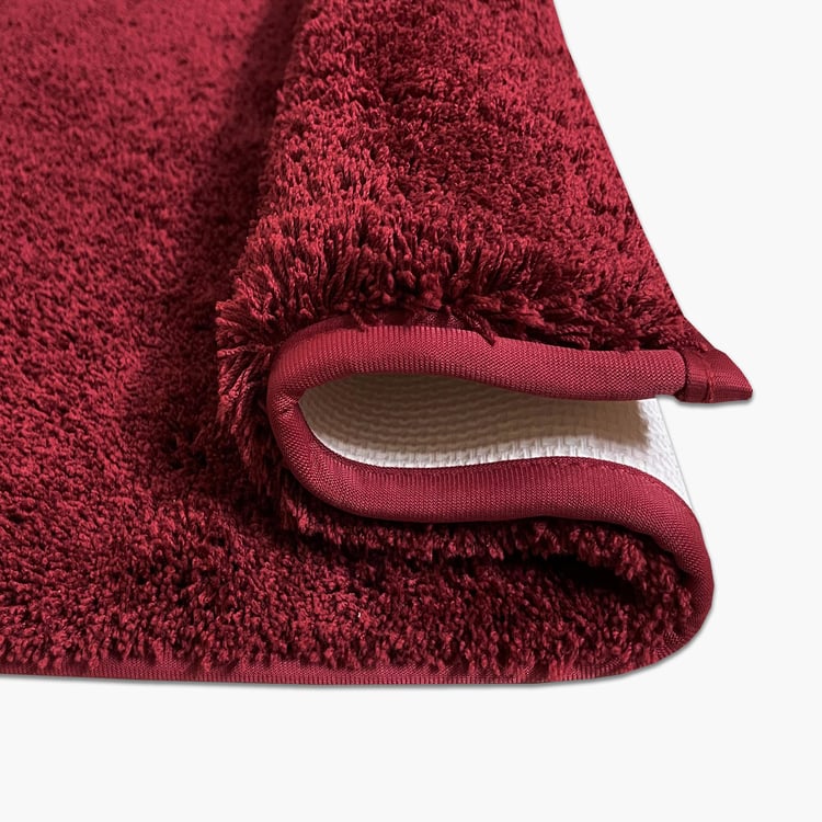 Spaces Small Size Exotica Red Textured Drylon Rectangular Bath Mat - 40X60Cm