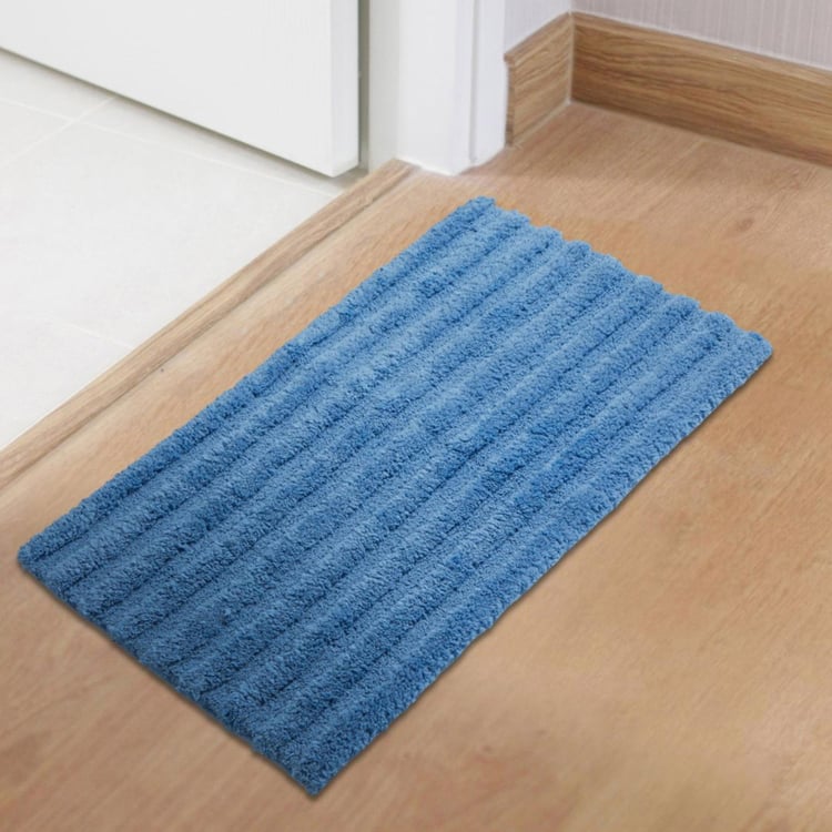 Spaces Large Size Swift Dry Blue Textured Drylon Bath Mat - 50X80Cm