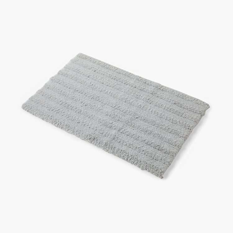 Spaces Large Size Swift Dry Silver Textured Drylon Bath Mat - 50X80Cm