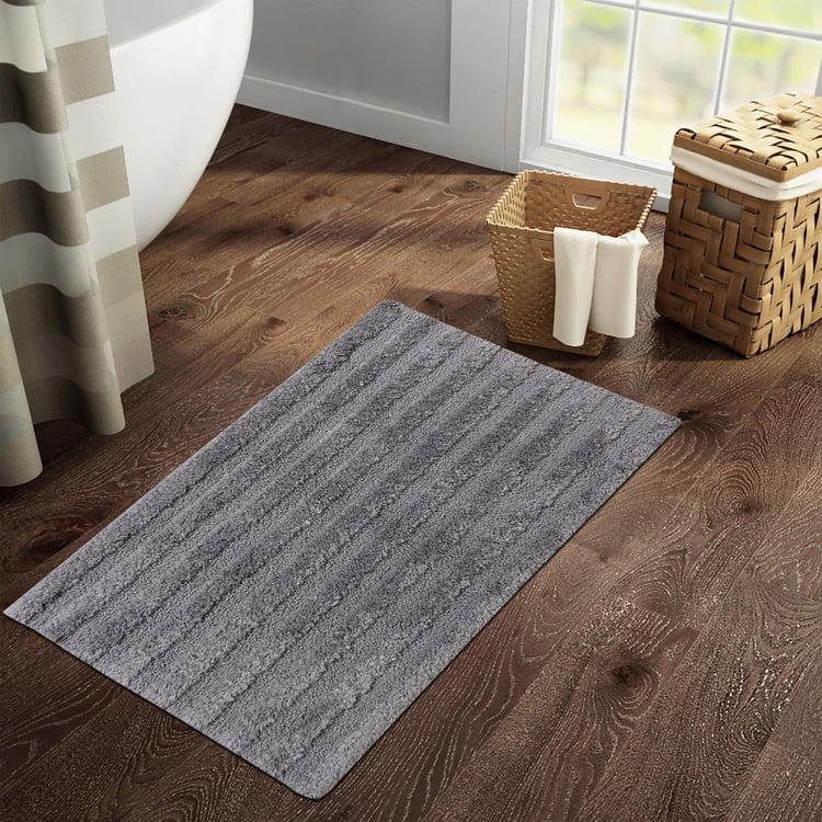 Spaces Small Size Swift Dry Grey Striped Drylon Bath Mat - 40X60Cm