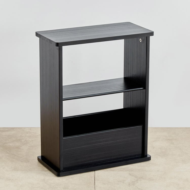 Maghra End Table - Black