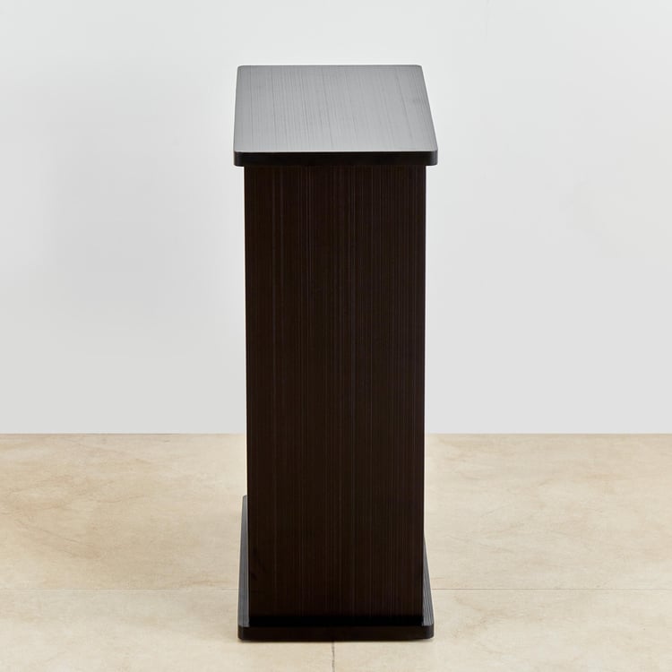Maghra End Table - Black