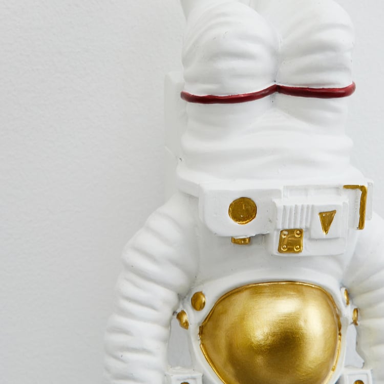 Souvenir Polyresin Wall Hanging Astronaut Figurine