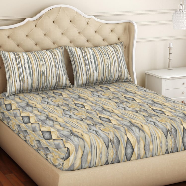 SPACES Blockbuster Gold Printed Cotton Super King Bedsheet Set - 274x274cm - 3Pcs