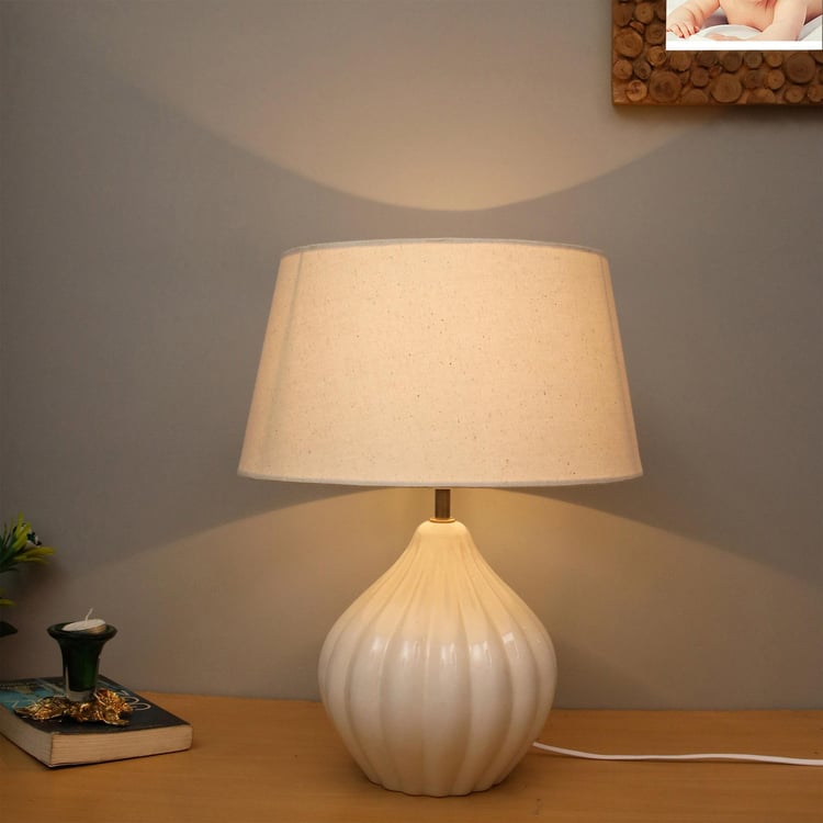 HOMESAKE Contemporary Decor Brown Ceramic Table Lamp With Shade