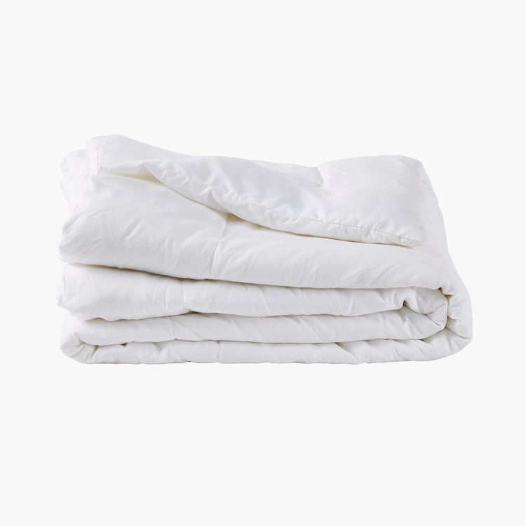 PORTICO Forever White Solid Cotton Single Comforter - 224x137cm