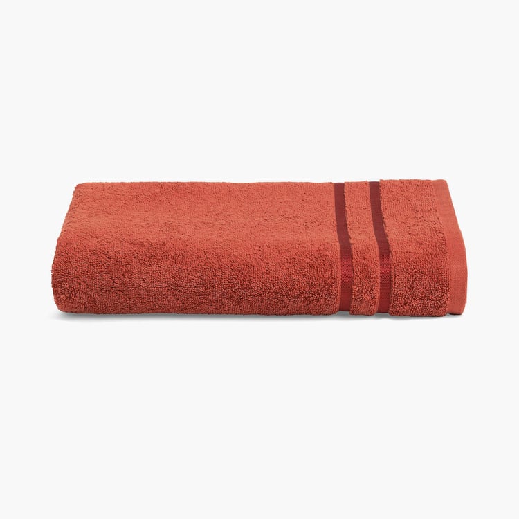 SPACES Atrium Red Cotton Bath Towel - 70x150cm