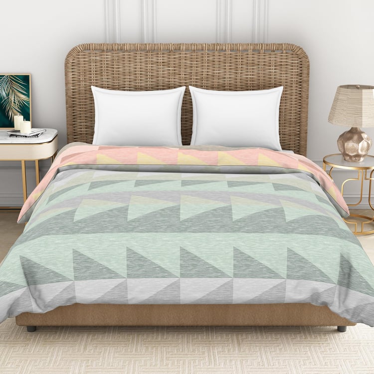 SPACES Geostance Multicolour Printed Cotton Double Bed Quilt - 224x270cm