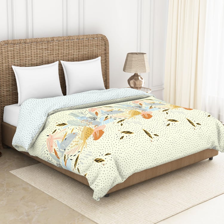 SPACES Geostance Off-White Printed Cotton Double Bed Quilt - 224x270cm