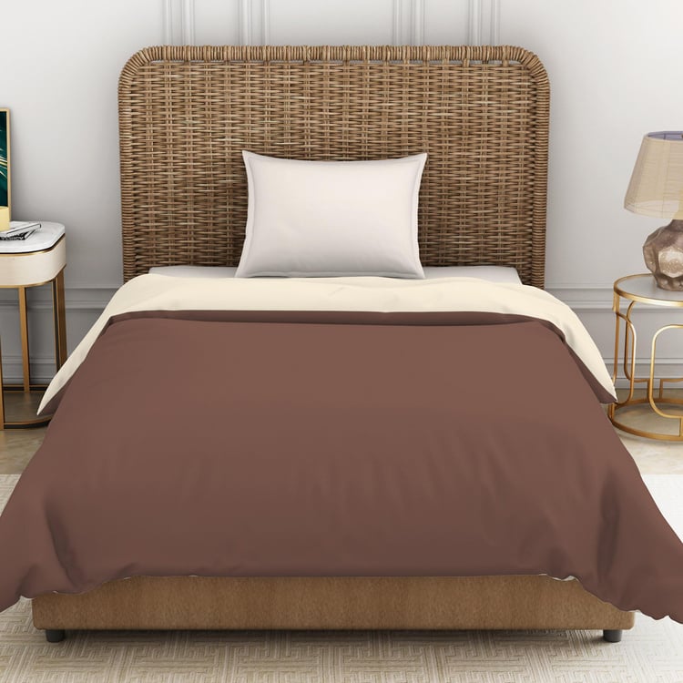 SPACES Essentials Solid Single Quilt