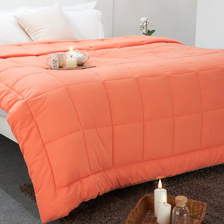 SPACES Silkysoy Coral Solid Microfiber King Quilt - 229x274cm