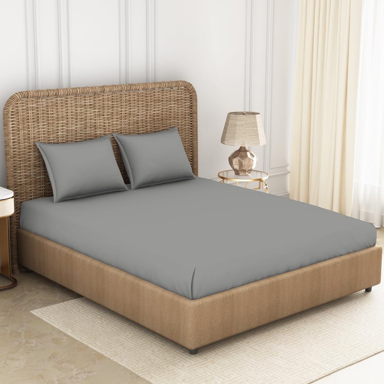 SPACES Essentials Grey Solid Cotton Super King Bedsheet Set - 274x274cm - 3Pcs