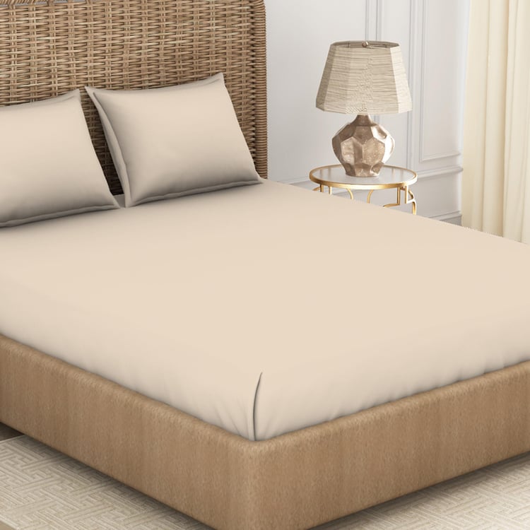 SPACES Essentials Beige Solid Cotton Super King Bedsheet Set - 274x274cm - 3Pcs