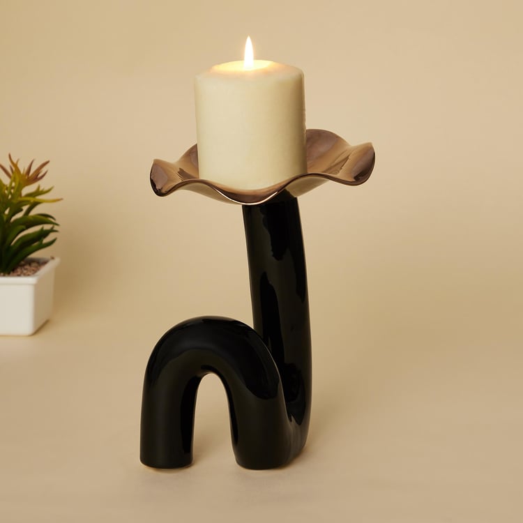 Splendid Pillar Candle Holder