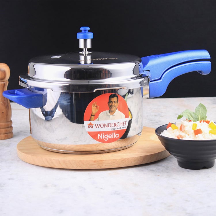 WONDERCHEF Nigella Blue Stainless Steel Pressure Cooker - 5l
