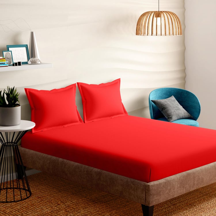 PORTICO Shades Red Solid Cotton Super King Bedsheet Set - 274x274cm - 3Pcs