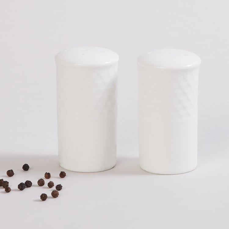 Marshmallow Set of 2 Bone China Salt and Pepper Shakers - 50ml