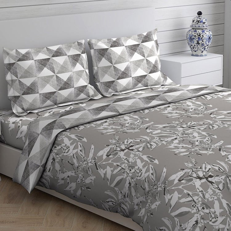 LAYERS Illuminating Homes Grey Cotton King Size Bed-In-A-Bag Set - 4Pcs