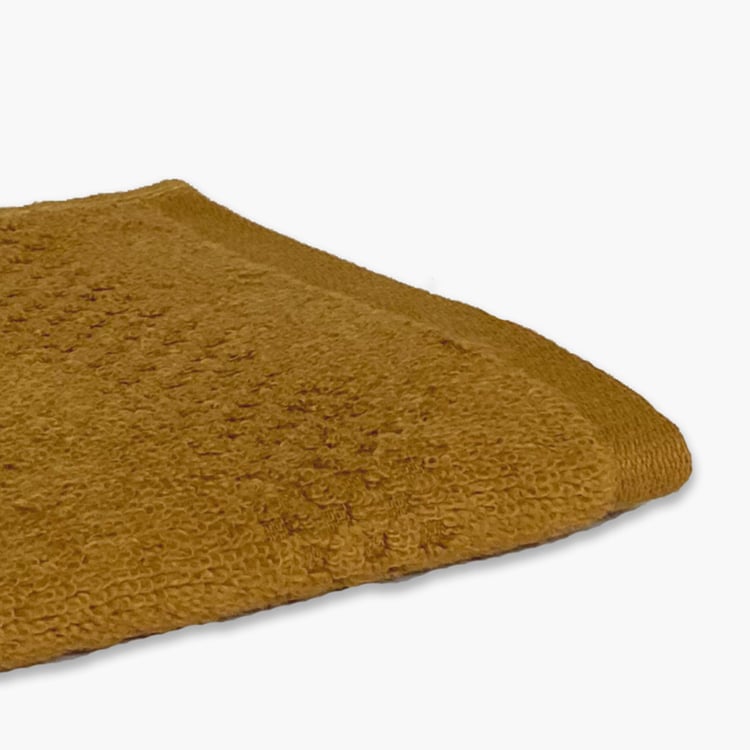 SPACES Swift Dry Brown Textured Cotton Face Towel - 30x30cm