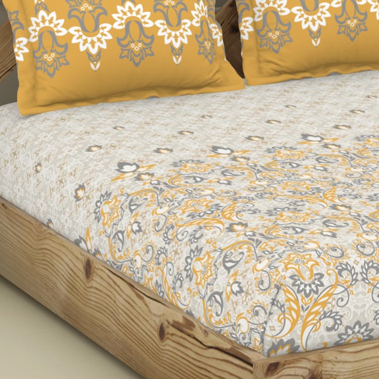 Spaces Blockbuster Beige Printed Cotton King Bedsheet Set - 224X274Cm - 3Pcs