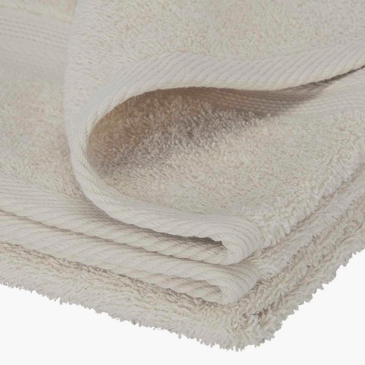 PORTICO Eva White Textured Cotton Towel Set - Set of 4