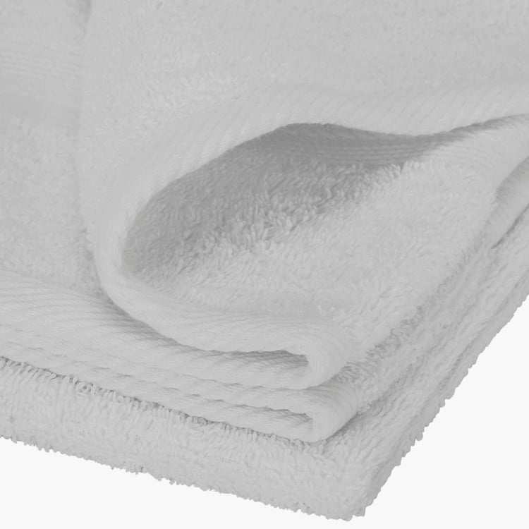 PORTICO Eva White Cotton Textured Towel Set - Set of 4