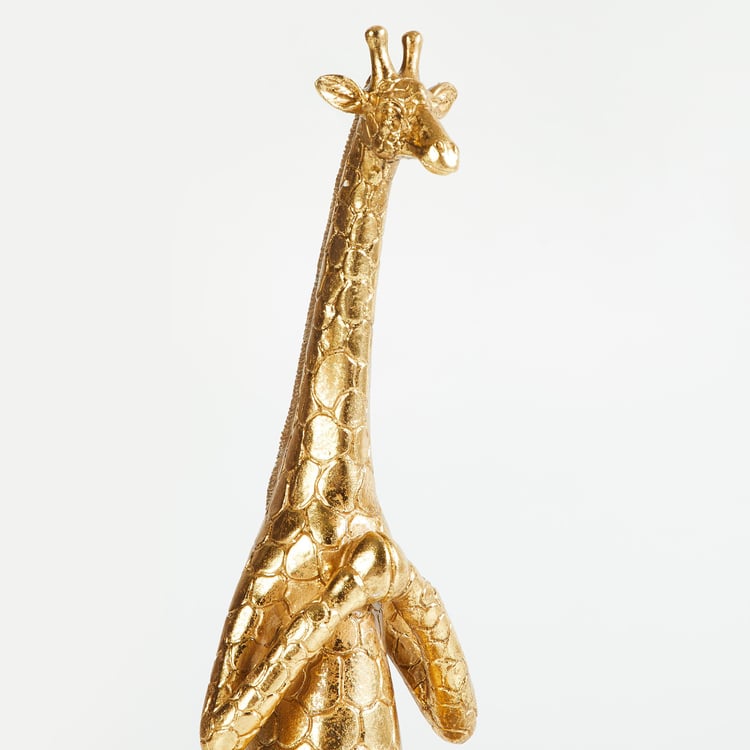 Splendid Polyresin Giraffe Figurine