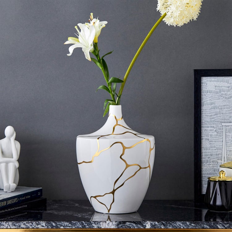 Novely Ceramic Tapered Vase