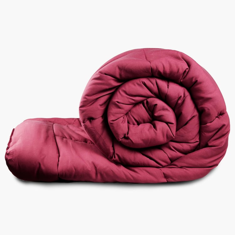 TRIDENT Home Essential Red Solid Soft King Comforter - 228x274cm