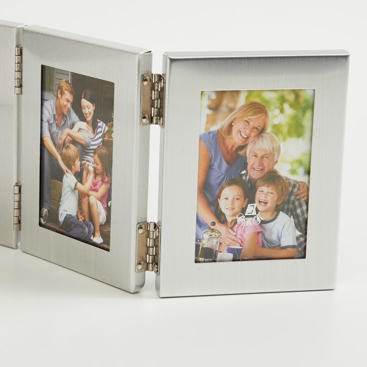 Fiesta Century Silver Aluminium Folding Photo Frame - Set of 4