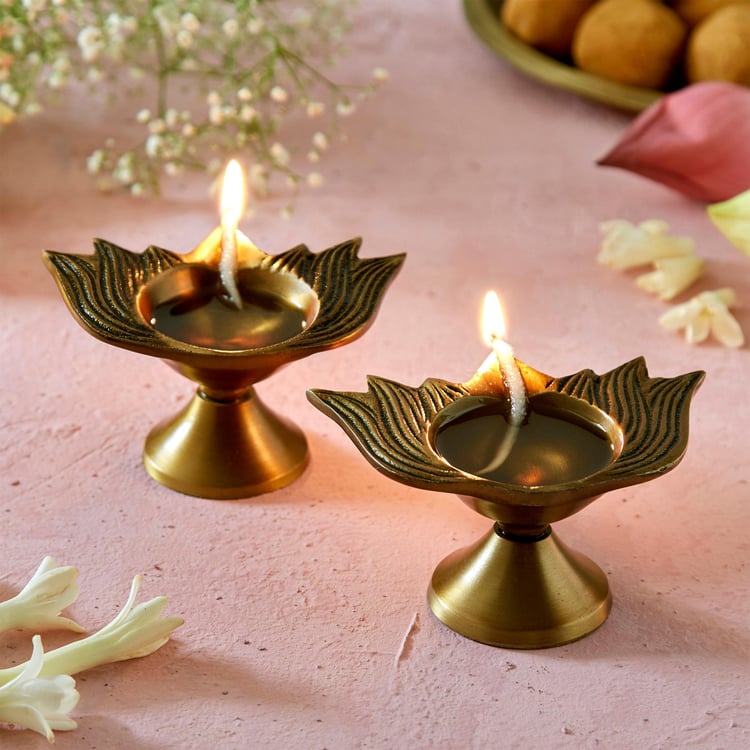 Vrindawan Set of 2 Lotus Diya Candles