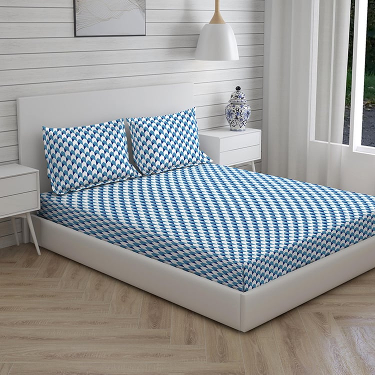 LAYERS Lumina Blue Geometric Printed Cotton Super King Bedsheet Set - 275x275cm - 3Pcs