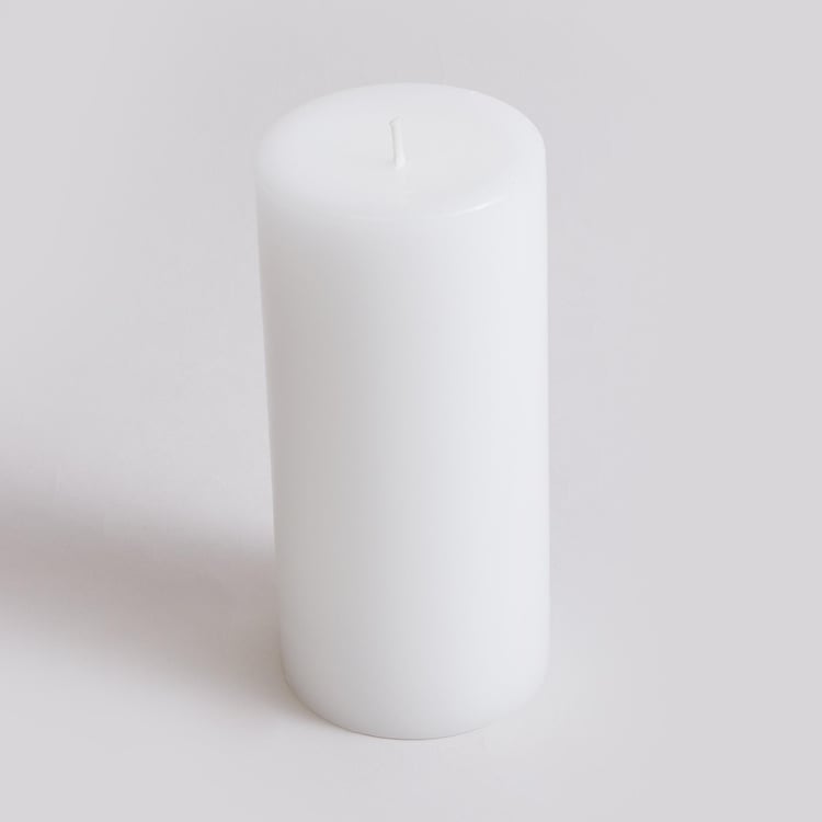 Colour Connect Lily Scented Pillar Candle