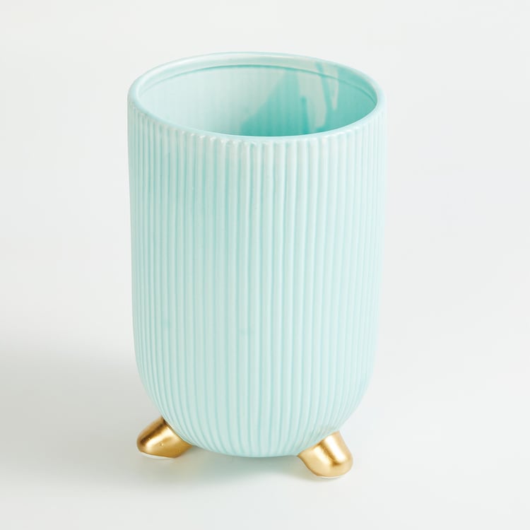 Splendid Modern Luxe Ceramic Ribbed Vase