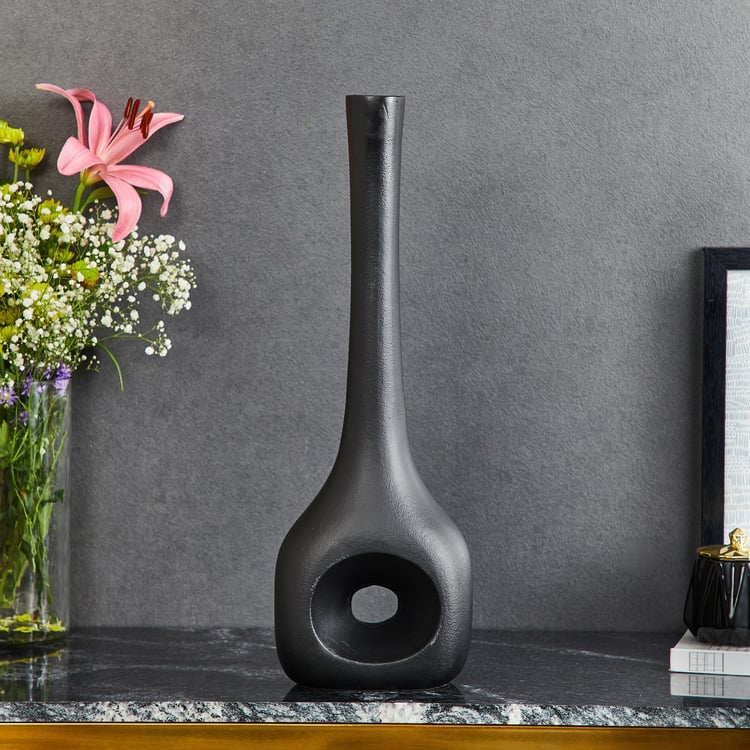 Splendid Aluminium Hollow Narrow Vase