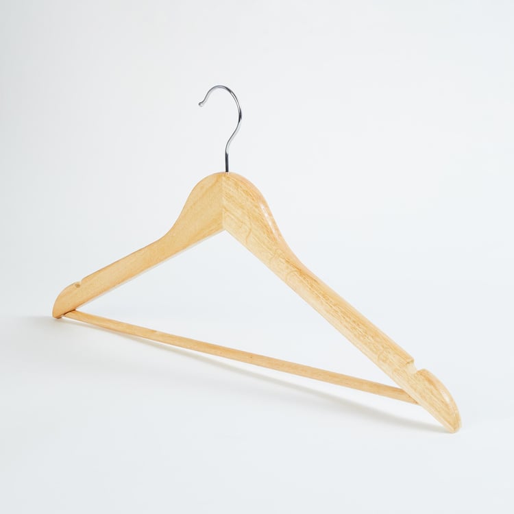 Winston Harper Set of 4 Wooden Cloth Hangers