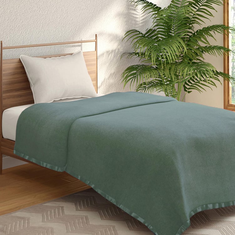 PORTICO Melange Green Solid Single Blanket - 152x229cm