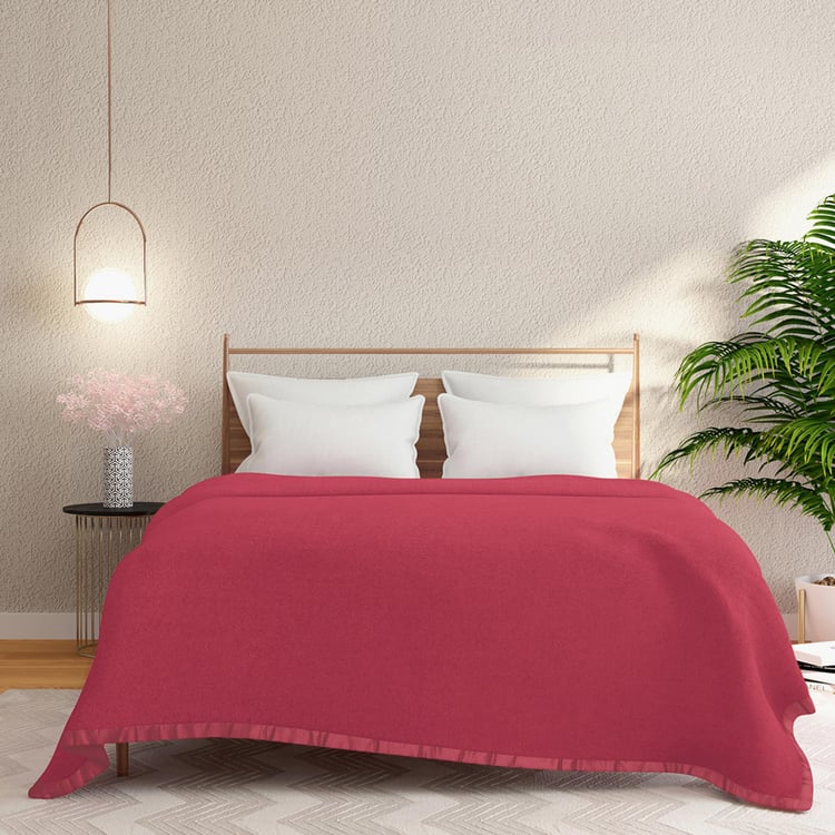 PORTICO Unwind Red Solid Cotton Queen Blanket - 220x240cm