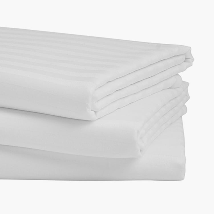 PORTICO Hotel White Solid Cotton Queen Bedsheet Set - 183x254cm - Set of 3