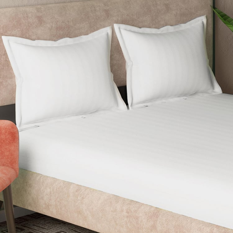 PORTICO Hotel White Solid Cotton Queen Bedsheet Set - 254x224cm - 3Pcs