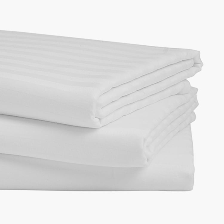 PORTICO Hotel White Solid Cotton Queen Bedsheet Set - 224x254cm - 3Pcs