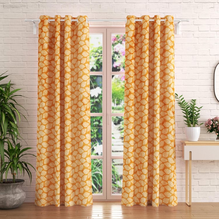 Everyday Essentials Vivian Set of 2 Printed Knit Blackout Door Curtains