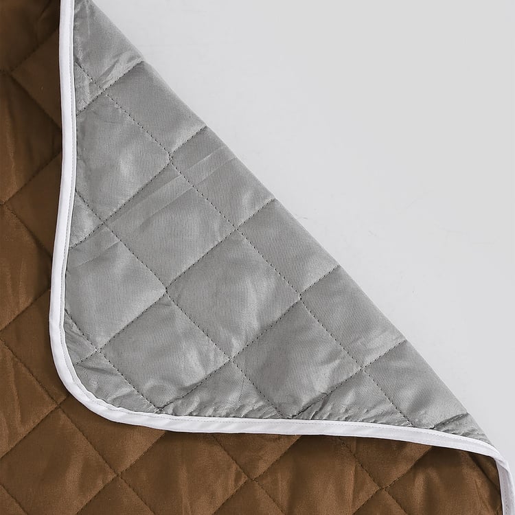 Helios Morgan Quilted 3-Seater Sofa Cover