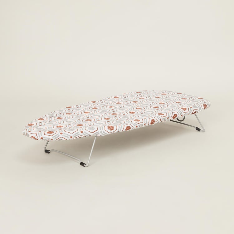 Omnia Steel Table Top Ironing Board