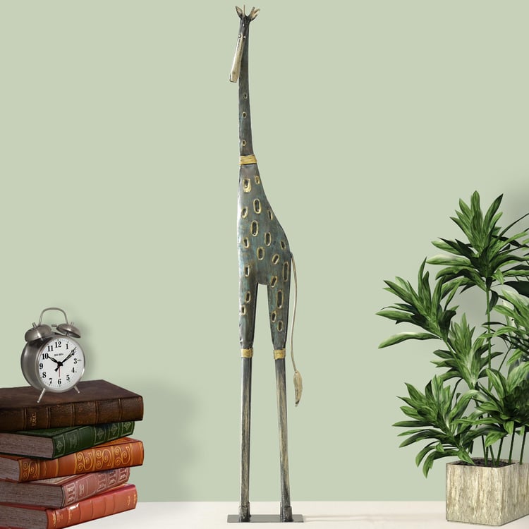 VEDAS Eva Metal Giraffe Figurine