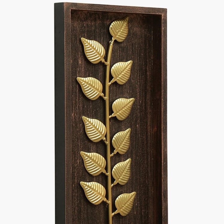 VEDAS Titan Metal and Wood Leaf Framed Wall Art