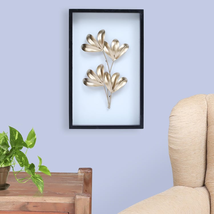 VEDAS Metal Leaf Wall Accent