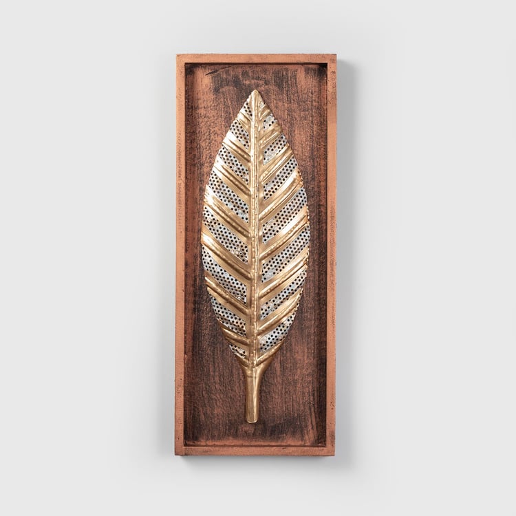 VEDAS Metal and Wood Zoe Leaf Framed Wall Art