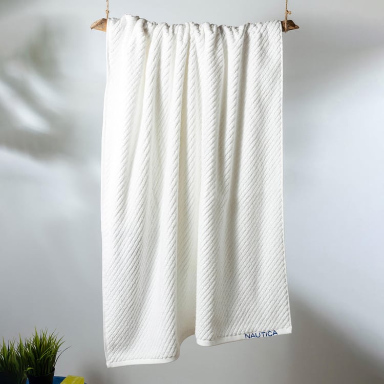 NAUTICA Cross View Cotton Bath Towel - 150x75cm